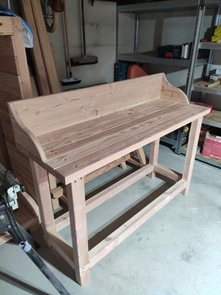 Etabli en bois fabriqué sur mesure Airvault